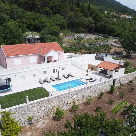 Luxurious In Gruda With Pool *