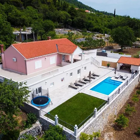 Luxurious In Gruda With Pool